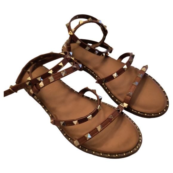Madden Girl Fairway Sandals Women's 9.5 Tan Strappy Studded Ankle Strap Buckle - Picture 9 of 14